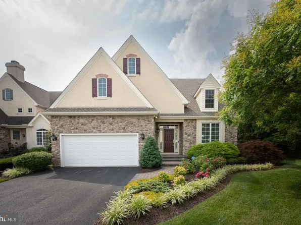 100 Longo Dr, Avondale, PA 19311