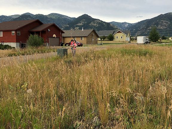 3rd image of Tumbleweed Ln