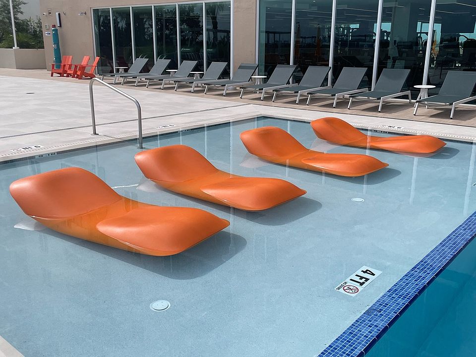 Sunbath in the Pool