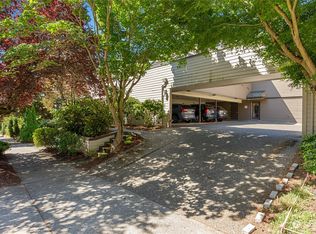 2219 14th Ave W APT 303, Seattle, WA 98119