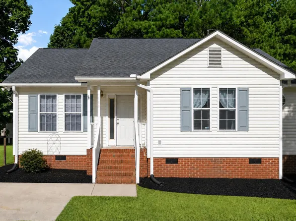 1008 Henchman Ct, Knightdale, NC 27545