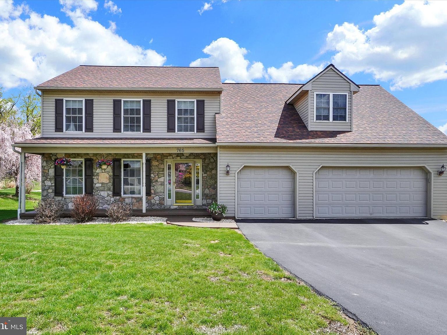m*様 最終値下げ 新品 House on the hill parent pa 765 Apple Tree Ln, Mount Wolf, PA 17347 | Zillow