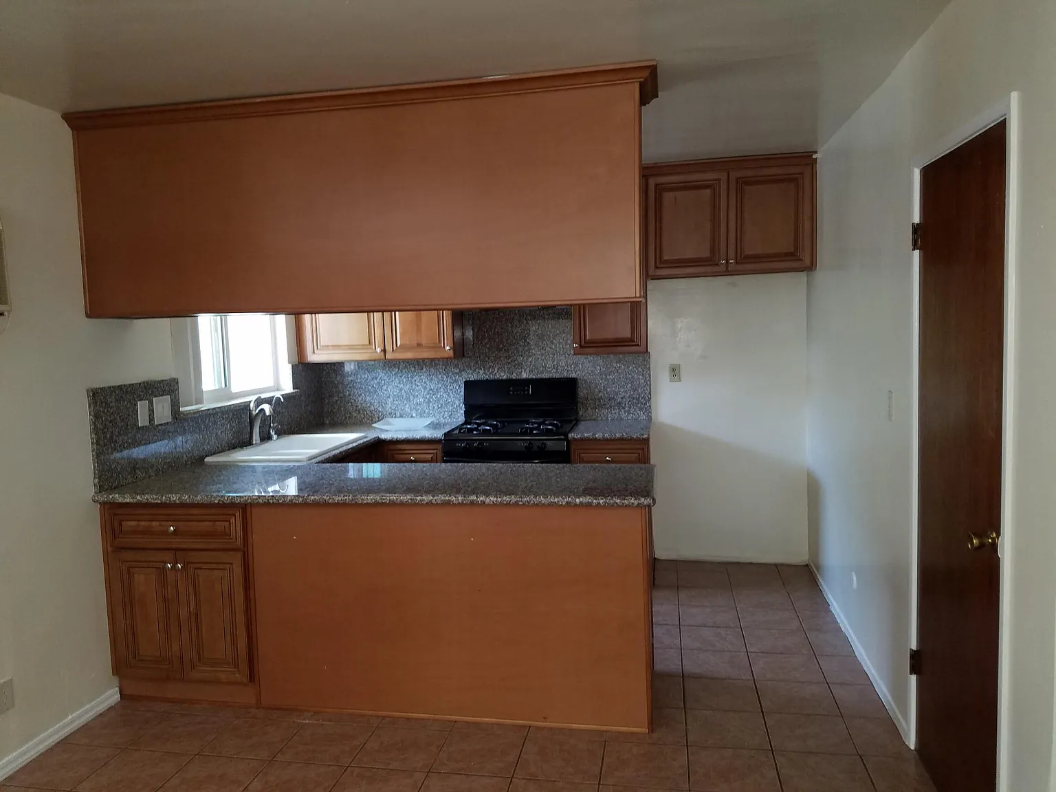 442 Solano Ave — Photo 2