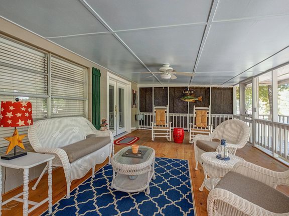 Image 2: Screened Porch