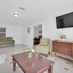2103 Bills Dr — Photo 16