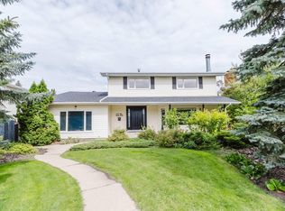 11736 35a Ave NW, Edmonton, AB T6J 0B5