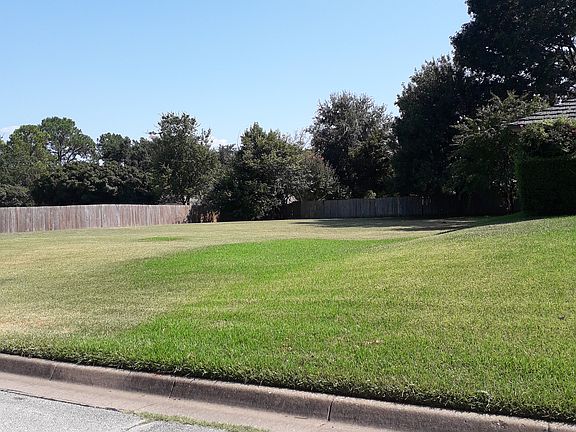 2nd image of 600 Eldoro Dr