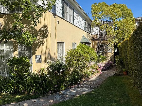 2nd image of 1532 S Beverly Dr