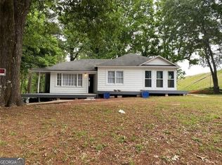 4682 Stonewall Tell Rd, College Park, GA 30349