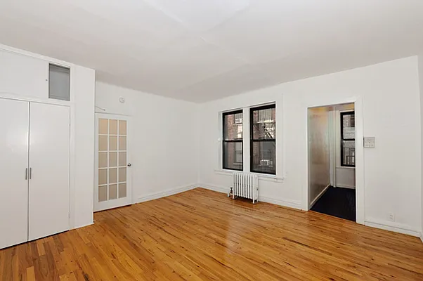 Rented by Aether Property Group | media 10