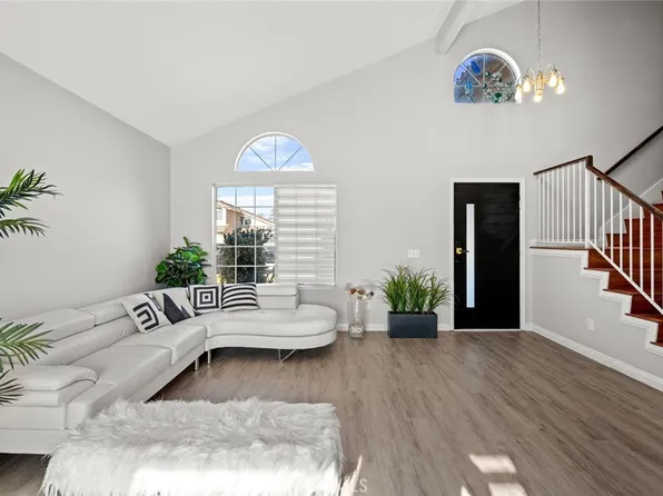 941 Spring Mist Ct, San Jacinto, CA 92582