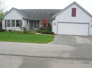 5662 Macintosh Dr, Bay City, MI 48706