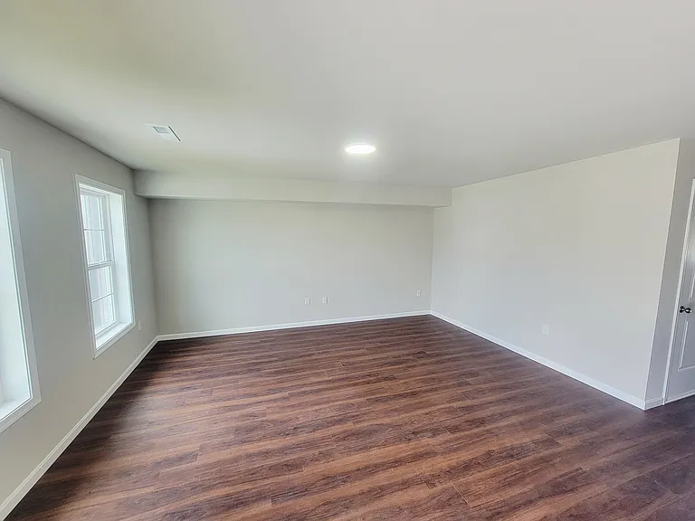 234 Rojan Rd — Photo 3