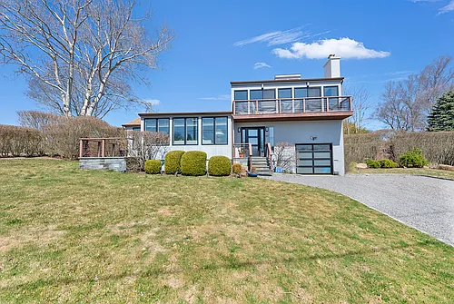 23 Landing Ln Photo 1