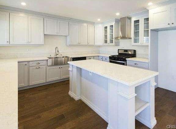 2nd image of 5448 Vantage Ave