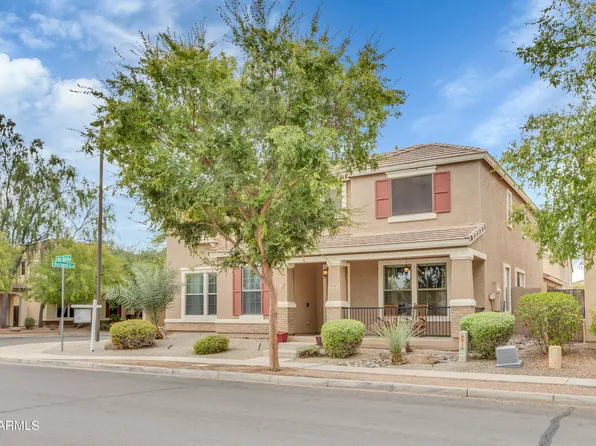 2807 E DEL RIO Street, Gilbert, AZ 85295