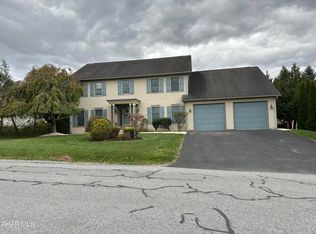 1059 Edgewood Dr, Duncansville, PA 16635