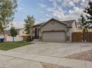 5381 W Ridge Flower Way, Kearns, UT 84118