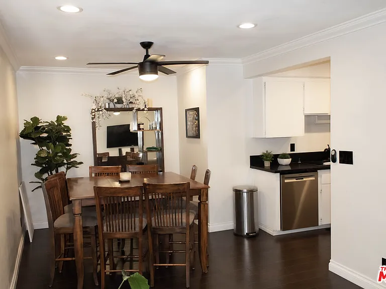 5651 Windsor Way #202 — Photo 4