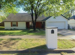 13838 E 27th Pl, Tulsa, OK 74134