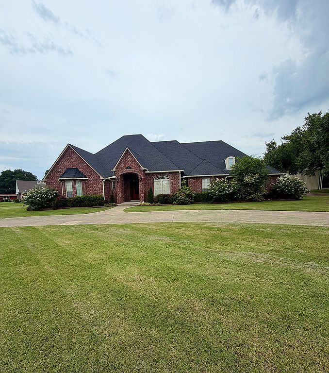 410 Warren Rd - Property Image