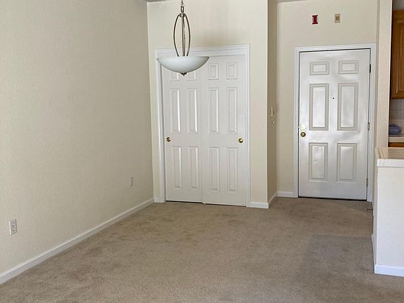 2nd image of 231 El Camino Real #103