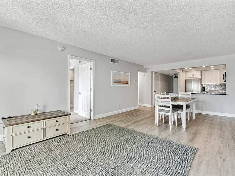51 Island Way #411 — Photo 24