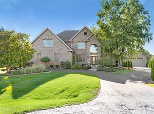 10N746 Oxford Ln, Elgin, IL 60124