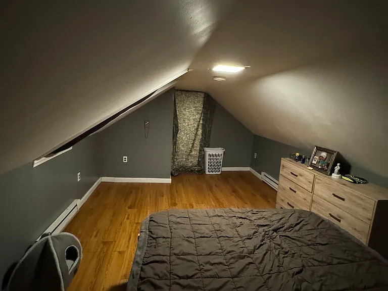 33 Dutton St #37 — Photo 18