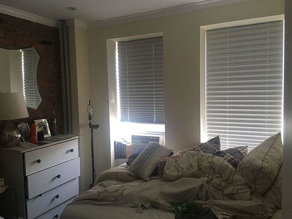 4th image of 114 Christopher St APT 29
