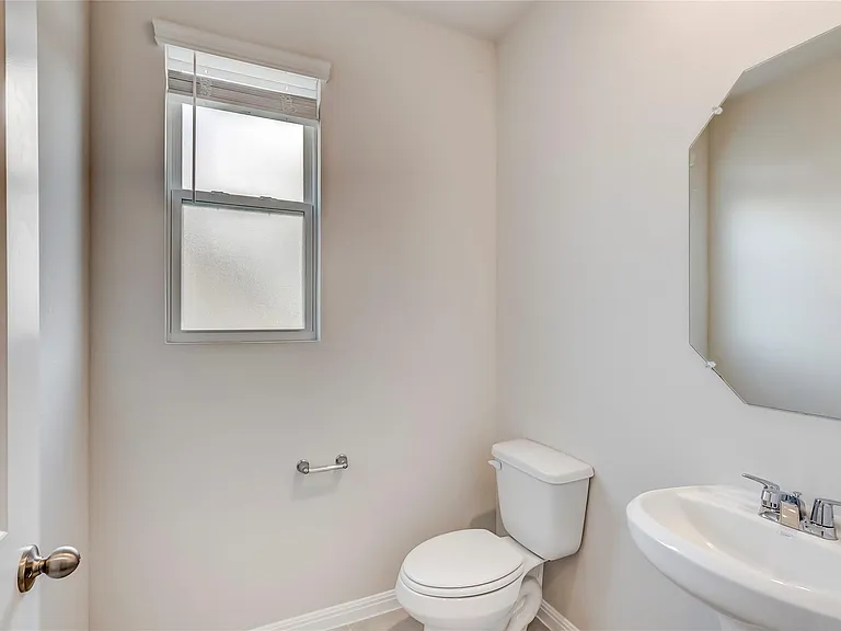 133 Silverleaf Spur — Photo 16