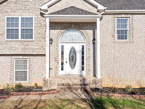 5th image of 2405 Tana Way