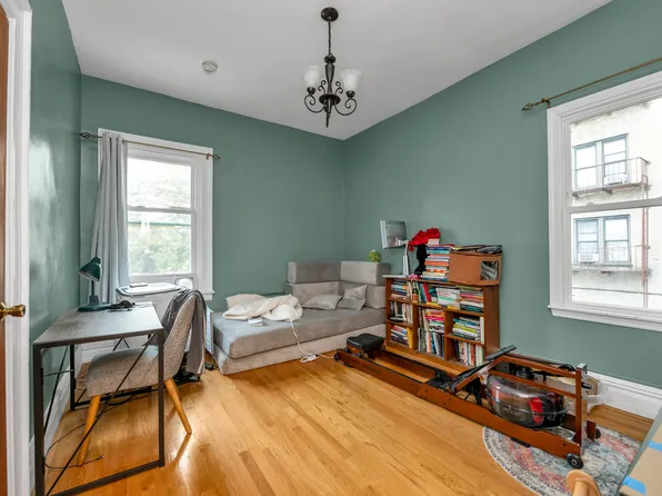 1414 Avenue H image 12 of 25