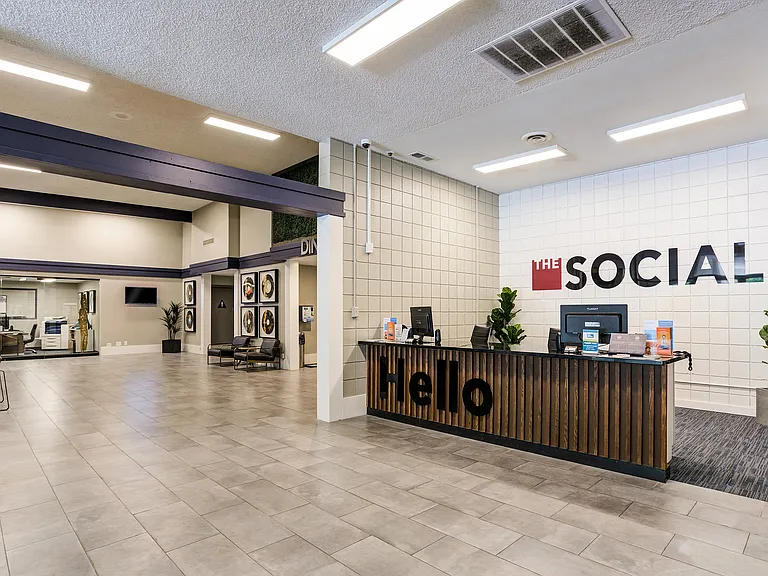 The Social Chico — Photo 32
