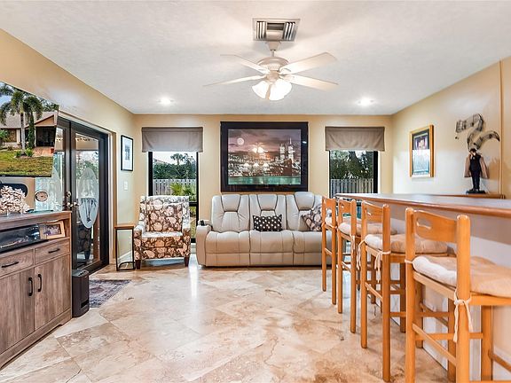 3rd image of 18337 104th Terrace