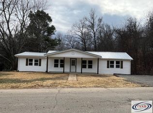 731 Spruce St, Paris, TN 38242