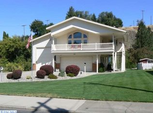 205 E Cooper St, Colfax, WA 99111
