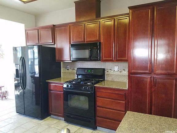 5th image of 5819 Eisenhower Dr