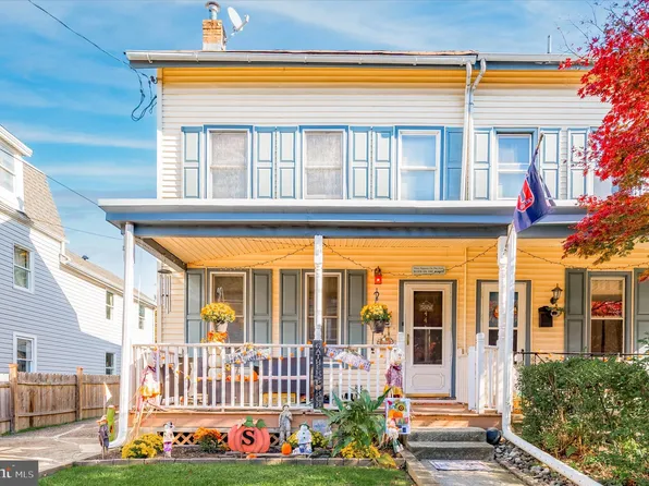 448 Maple St, Jenkintown, PA 19046