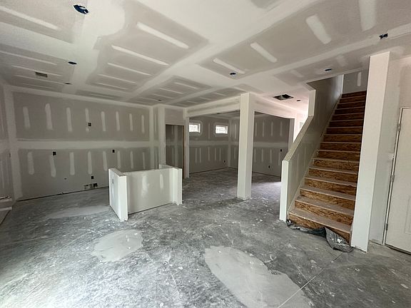 5th image of 739 Fountainbrook Ln