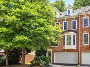 4527 Monmouth St, Fairfax, VA 22030