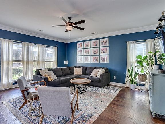 5th image of 388 Bella Rose Drive