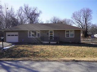 5806 Lawson St, Saint Joseph, MO 64504