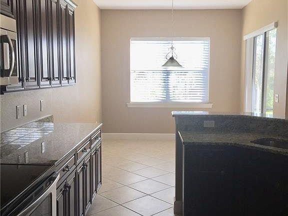 5th image of 8028 Princeton Dr