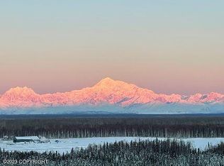15223 Axelsson Dr, Talkeetna, AK 99676
