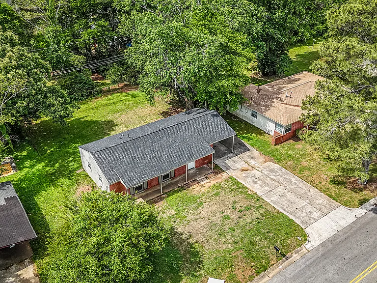 2239 Norwood Dr NW — Photo 16
