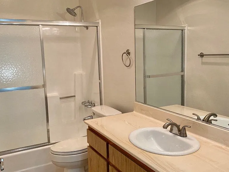 Woodman Place Apartments — Photo 19