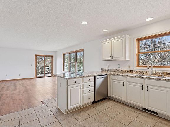 4th image of 3124 Lyndale Ave S APT C