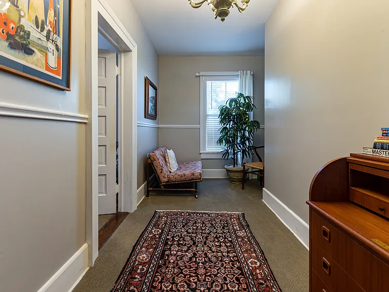720 Market St — Photo 11
