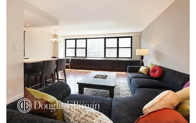 Sold by Douglas Elliman | media 15